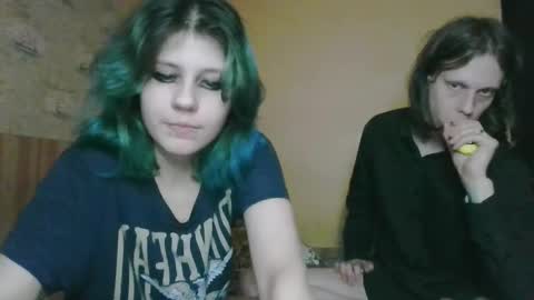 Snapshot of crystal_porn_love chatting on 01.14.25 Crystal and Marcl online show from 01.14.25