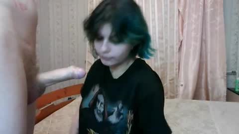 Snapshot of crystal_porn_love chatting on 01.31.25 Crystal and Marcl online show from 01.31.25