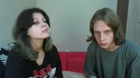 Snapshot of crystal_porn_love chatting on 09.30.25 Crystal and Marcl online show from 09.30.25