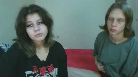 Snapshot of crystal_porn_love chatting on 10.01.25 Crystal and Marcl online show from 10.01.25