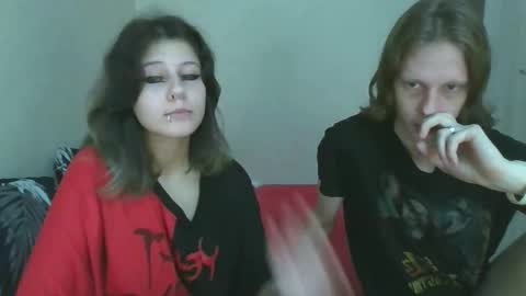 Snapshot of crystal_porn_love chatting on 10.09.25 Crystal and Marcl online show from 10.09.25