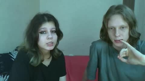 Snapshot of crystal_porn_love chatting on 10.31.25 Crystal and Marcl online show from 10.31.25