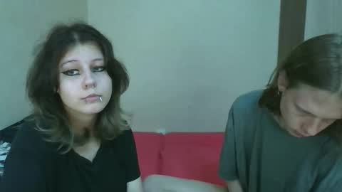 Snapshot of crystal_porn_love chatting on 11.01.25 Crystal and Marcl online show from 11.01.25