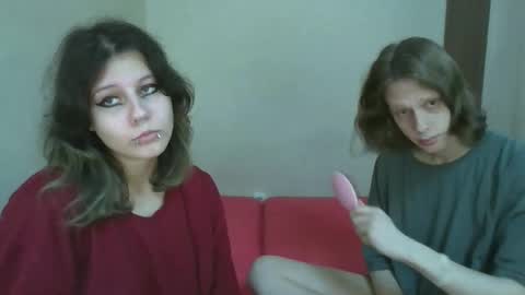 Snapshot of crystal_porn_love chatting on 11.10.25 Crystal and Marcl online show from 11.10.25