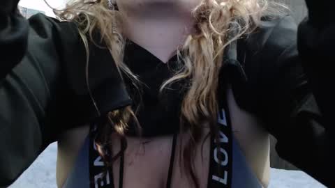 Crystal shadow online show from 12.19.25