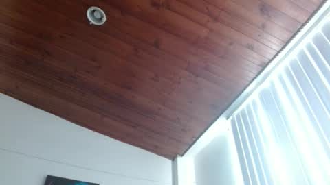 Crystal Blaze online show from 04.08.26