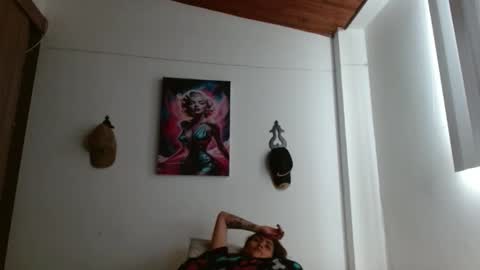 Crystal Blaze online show from 04.15.26