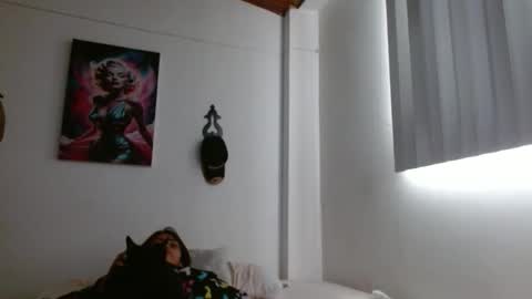 Crystal Blaze online show from 04.17.26