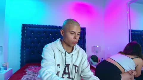 Crystal y Thiago online show from 01.21.25