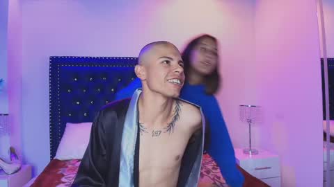 Crystal y Thiago online show from 01.22.25
