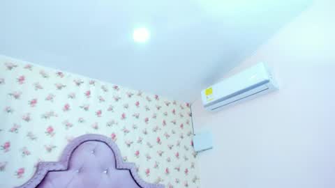 Milf Latina online show from 06.01.26