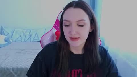 Snapshot of crystalblaze_ chatting on 02.21.26 Grace online show from 02.21.26