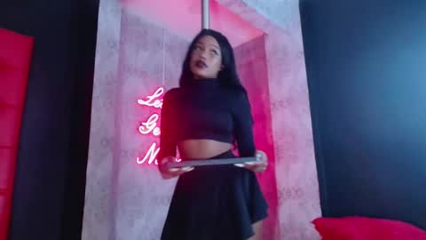 Crystal online show from 11.28.25