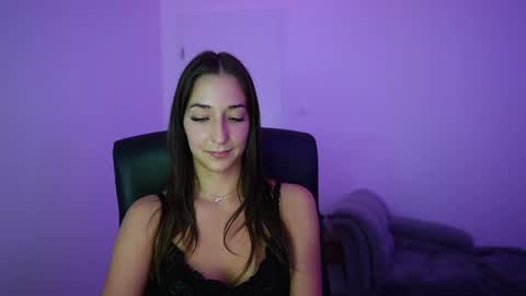 Crystalbrunette18 online show from 06.04.26