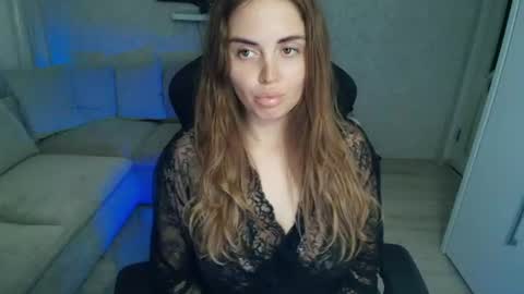 Snapshot of crystalemily chatting on 07.13.26 crystalemily online show from 07.13.26