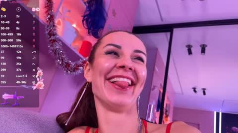 Lana online show from 01.07.25