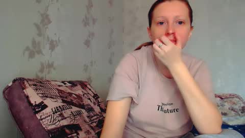 Snapshot of crystallangel chatting on 02.01.26 CrystallAngel online show from 02.01.26