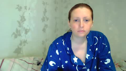 Snapshot of crystallangel chatting on 04.01.26 CrystallAngel online show from 04.01.26