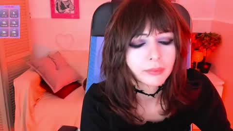 crystallbloom online show from 10.14.25