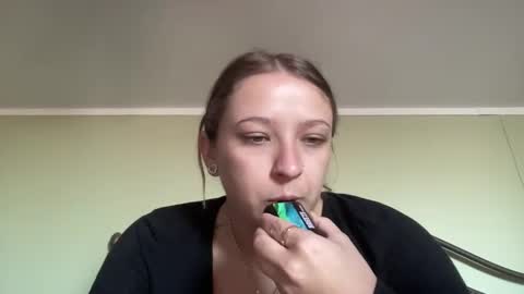 CrystalBabyy online show from 01.09.25