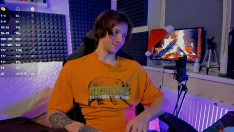 Snapshot of crystallora chatting on 12.21.24 Crys online show from 12.21.24