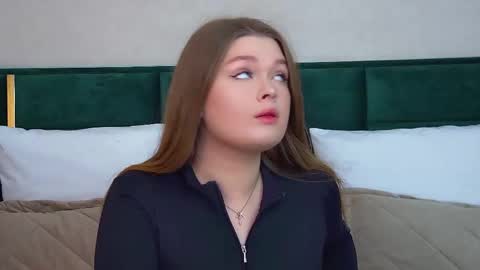 Crystal online show from 11.16.25