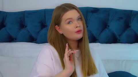 Crystal online show from 05.04.26