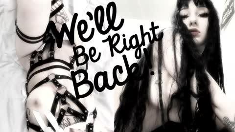 Sasha    Make me moan with patterns   good music here  online show from 01.12.26