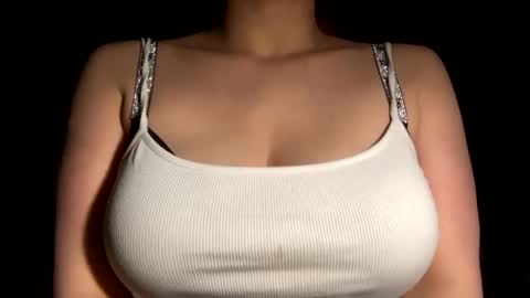 crystalyn777 online show from 04.13.26