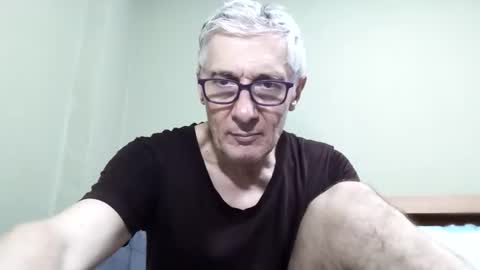 Snapshot of cucaio18 chatting on 11.12.25 BIG UNCUT HARD COCK online show from 11.12.25