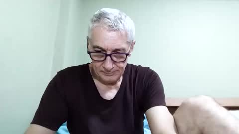 Snapshot of cucaio18 chatting on 01.18.26 BIG UNCUT HARD COCK online show from 01.18.26