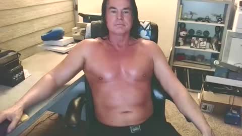 Snapshot of cucuforcocopuffs chatting on 05.17.26 Yup... kinda old but Stop in and say hello online show from 05.17.26
