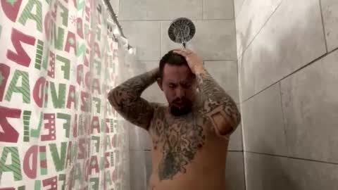 Snapshot of cuete2100 chatting on 11.25.25 cuete2100 online show from 11.25.25