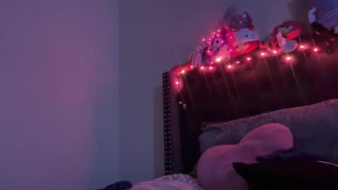 cum2charmxx online show from 10.23.25