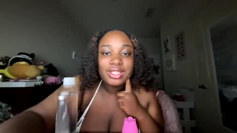 Snapshot of cum4maxsgirl chatting on 05.09.26 cutiecamgirl 3 online show from 05.09.26