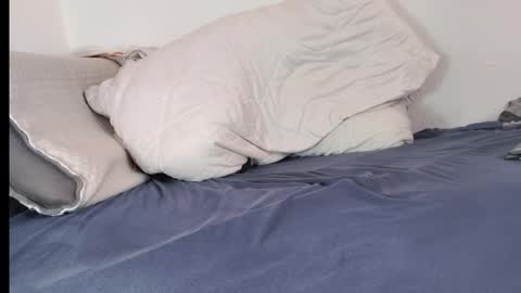 Snapshot of cum_boy84 chatting on 09.24.25 cum_boy84 online show from 09.24.25