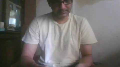 Snapshot of cum_l chatting on 04.21.26 Noha online show from 04.21.26