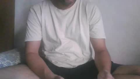 Snapshot of cum_l chatting on 04.23.26 Noha online show from 04.23.26
