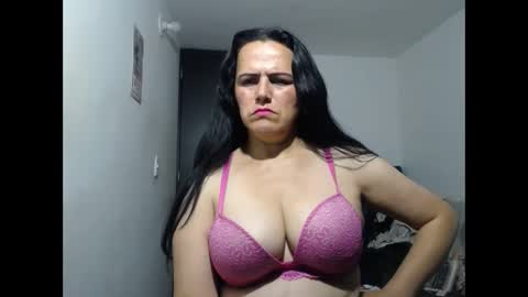 Snapshot of cumeva69 chatting on 12.22.24 cumEva69 online show from 12.22.24
