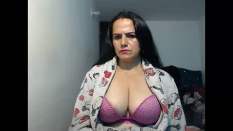 Snapshot of cumeva69 chatting on 01.19.25 cumEva69 online show from 01.19.25