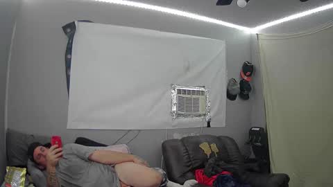 Snapshot of cumingduo69 chatting on 12.12.24 cumingduo69 online show from 12.12.24