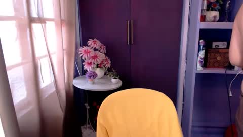 Snapshot of cummdumpapril chatting on 09.12.25 cummdumpapril online show from 09.12.25