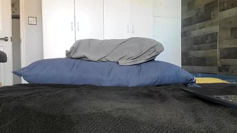 Charlie Mitchell   online show from 12.15.25