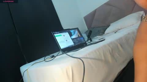 Paulina online show from 04.02.26