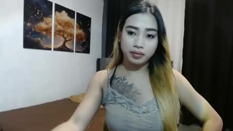 Snapshot of cummloverxx chatting on 09.15.25 cummloverxx online show from 09.15.25