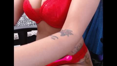 Nia Reese online show from 01.16.26