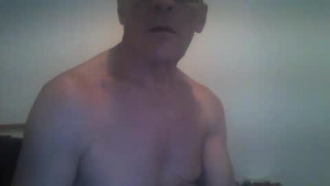 Snapshot of cumseeme002 chatting on 12.21.25 Alan online show from 12.21.25