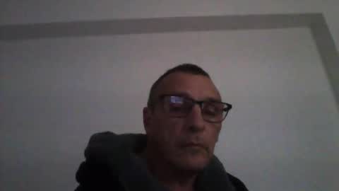 Snapshot of cumseeme002 chatting on 02.05.26 Alan online show from 02.05.26