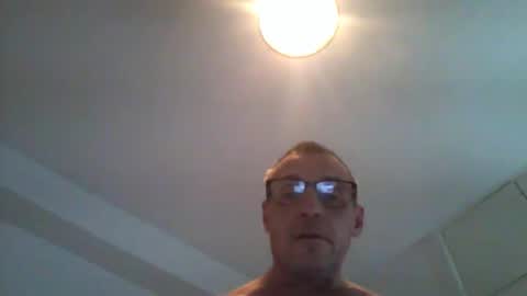 Snapshot of cumseeme002 chatting on 02.14.26 Alan online show from 02.14.26