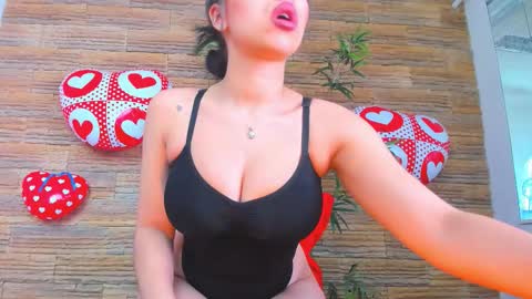 cupcake_izzy online show from 02.17.26